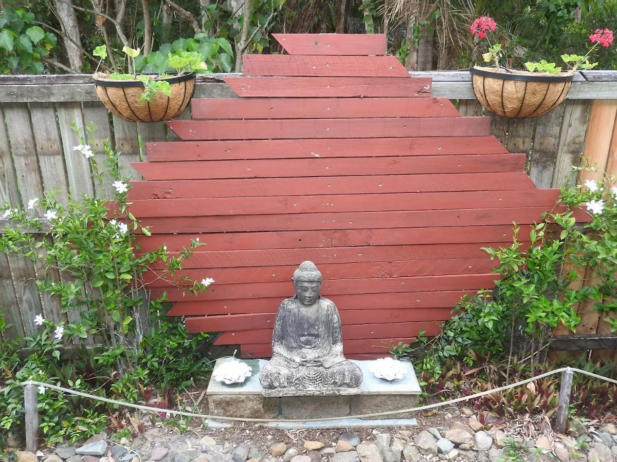 Howie'S Place Noosa Noosaville Homestay