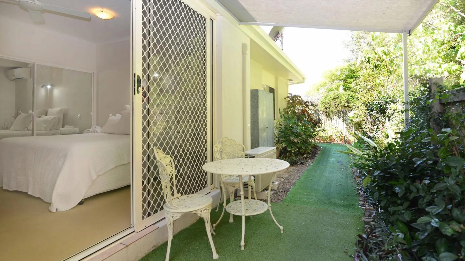 Homestay Howie'S Place Noosa Noosaville Australia