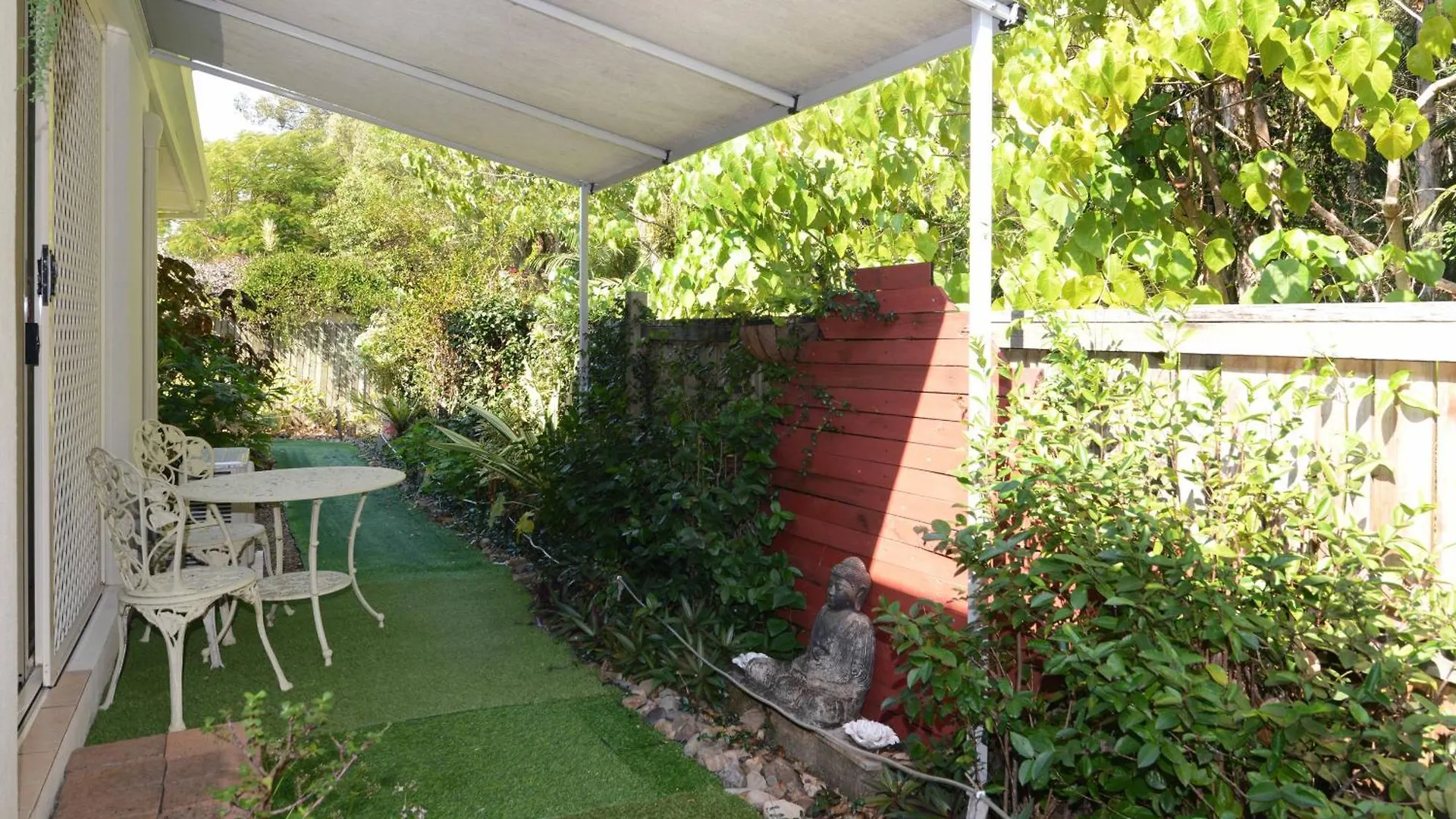 Howie'S Place Noosa Noosaville Australia